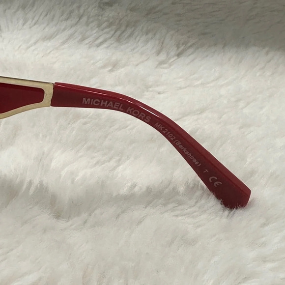 Michael Kors MK2102 BERKSHIRES Sunglasses - Picture 7 of 7